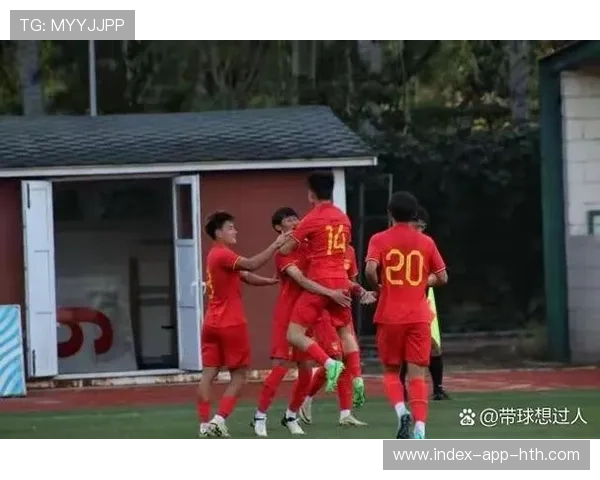 国青惨败震动圈内,深陷低谷的背后:深度剖析与反思